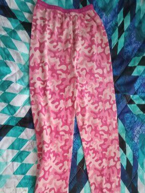Girls Joe Boxer Pink Camouflage Pajama Bottoms with cuffs size 12